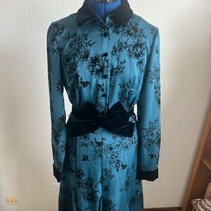 Women’s Nordstrom Gal meets Glam- NEW - Size 8